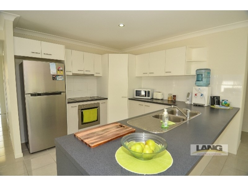 Regents Park QLD 4118