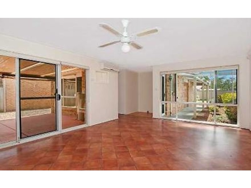 93 River Oak Drive, Helensvale QLD 4212