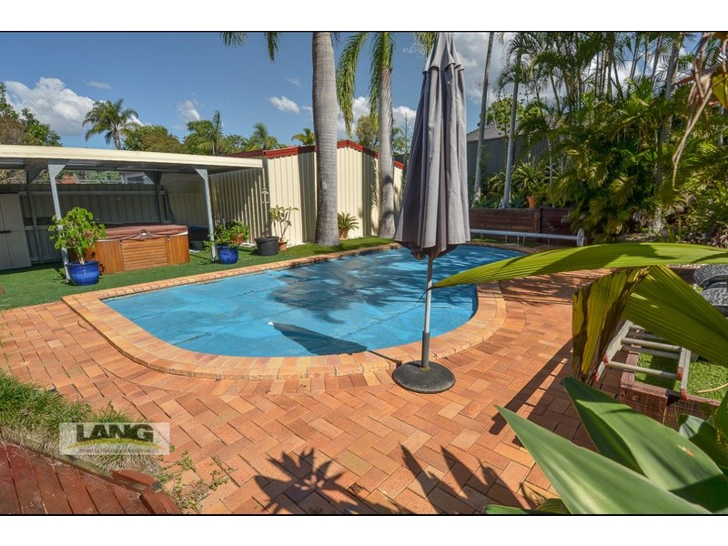 27 California Drive, Oxenford QLD 4210