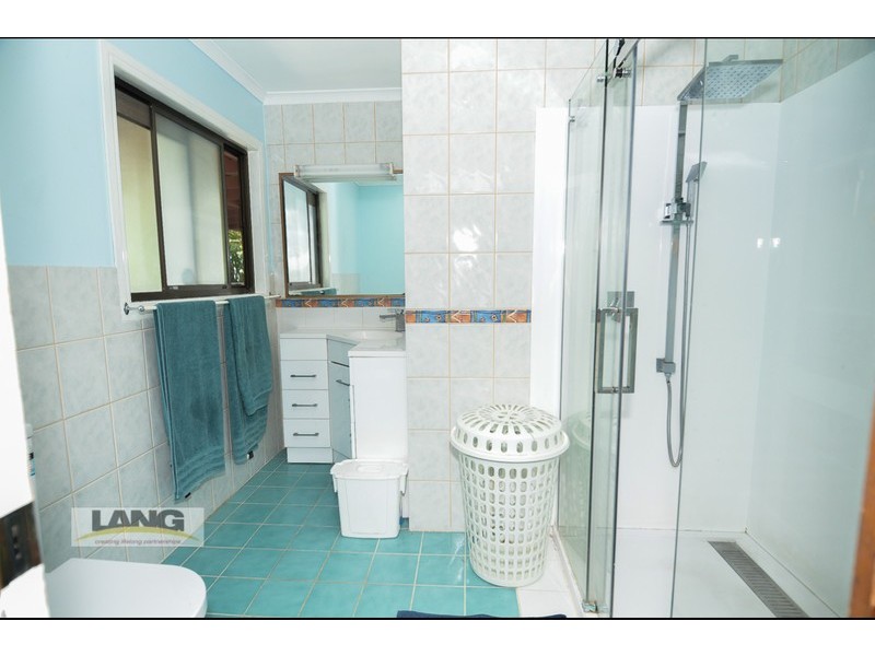 27 California Drive, Oxenford QLD 4210