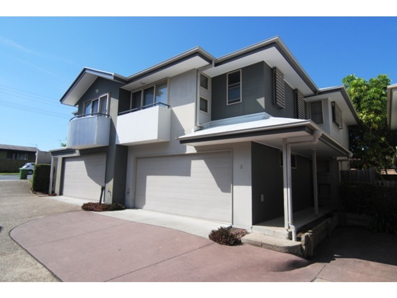 2/32-34 Margaret Street, Southport QLD 4215