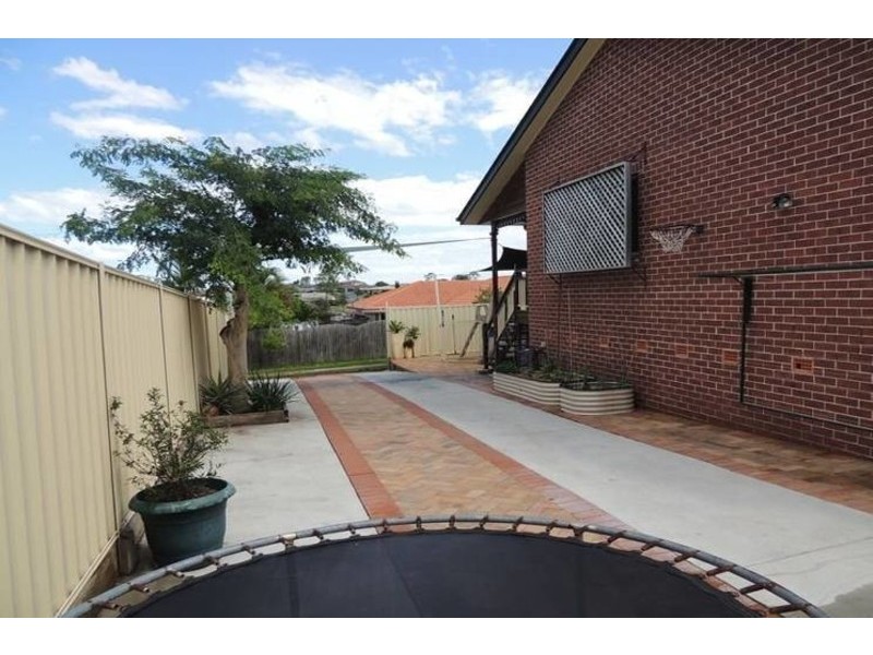 4 Arthur Way, Ormeau QLD 4208
