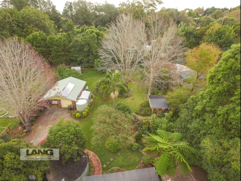 10 Winema Drive, Tamborine Mountain QLD 4272