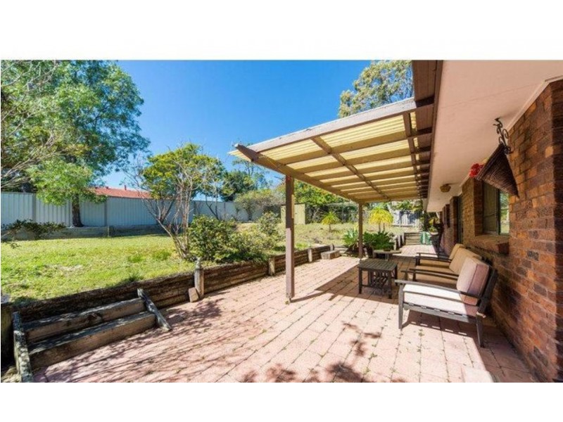 16 Atkins Place, Helensvale QLD 4212