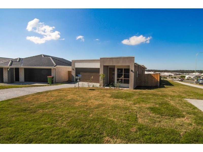 64 Greenwich Avenue, Pimpama QLD 4209