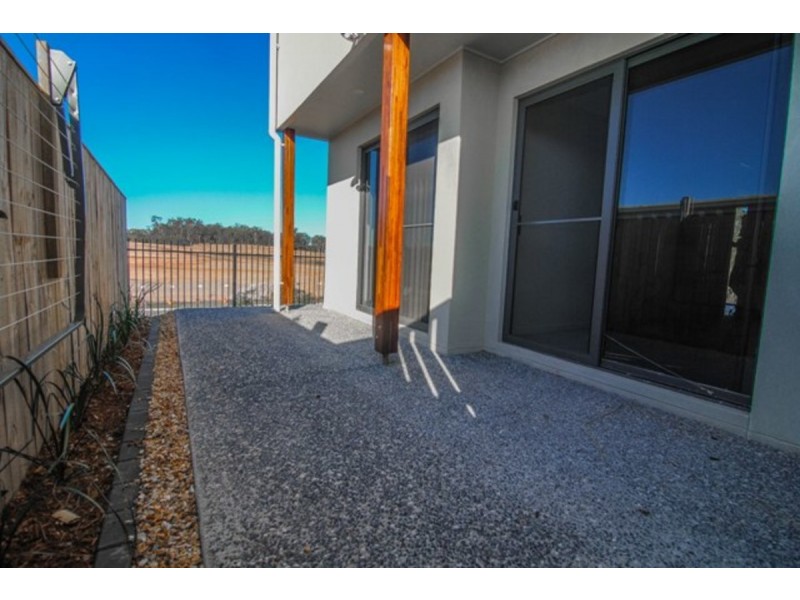 40 Hillsborough Place, Pimpama QLD 4209