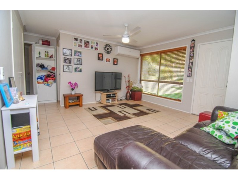 1/12 Metro Crescent, Oxenford QLD 4210