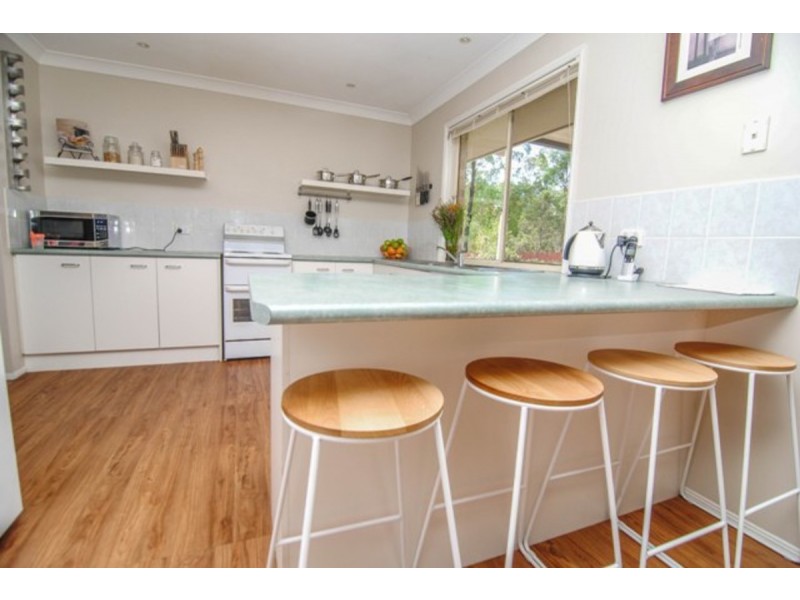 42 Flametree Court, Cedar Grove QLD 4285