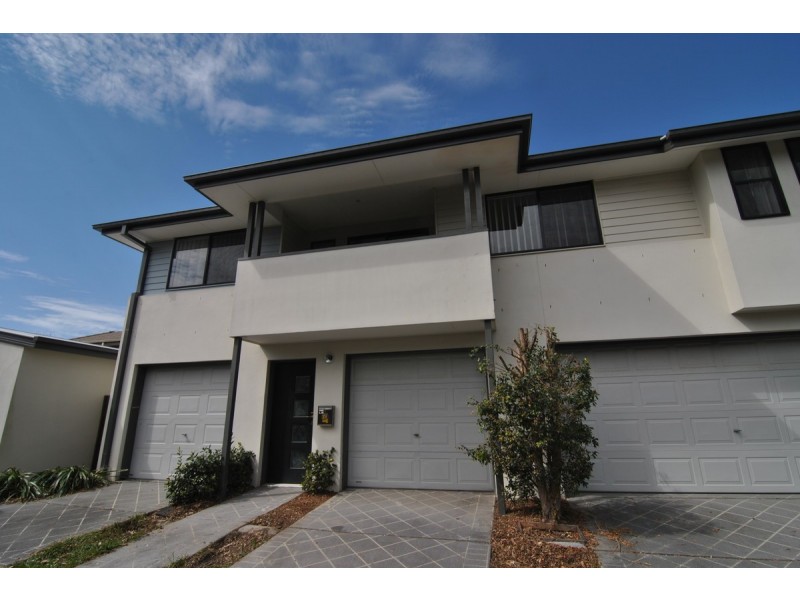 6/1 Egret Lane, Coomera QLD 4209