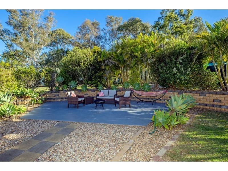 18-22 Racecourse Place, Tamborine QLD 4270