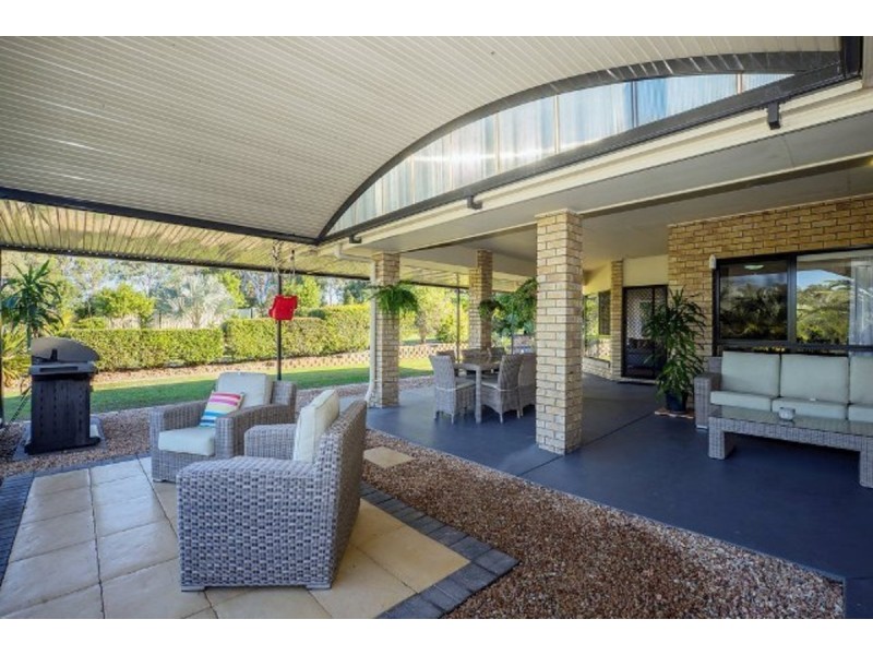 18-22 Racecourse Place, Tamborine QLD 4270