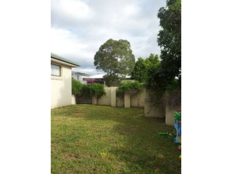 1/14 Freestone Drive, Upper Coomera QLD 4209