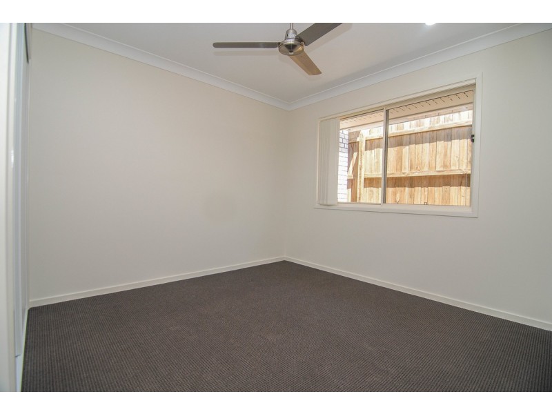 24 Hazel Street, Pimpama QLD 4209