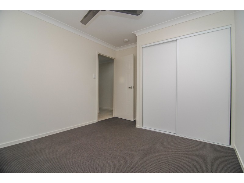 24 Hazel Street, Pimpama QLD 4209