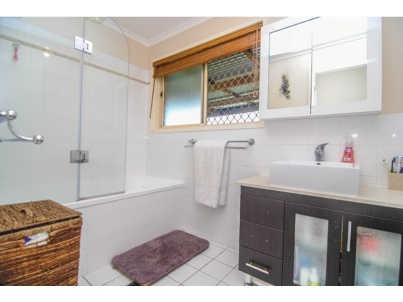 10 Copperfield Drive, Eagleby QLD 4207