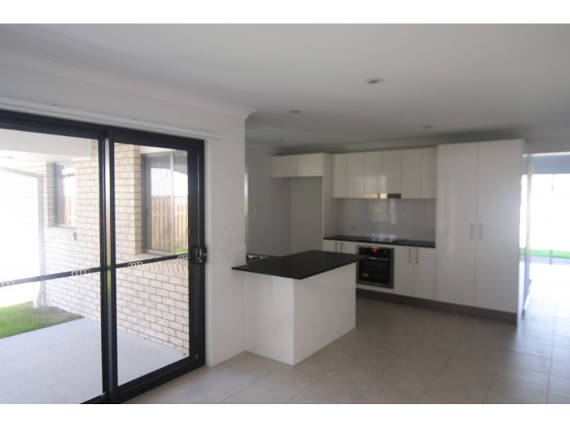 11 Alexa Rise, Upper Coomera QLD 4209