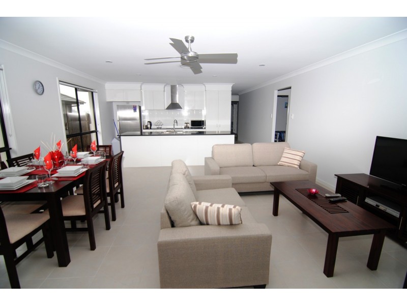 30 William Boulevard, Pimpama QLD 4209