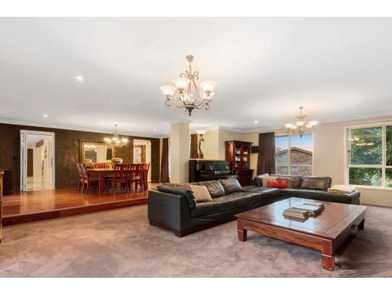 8 Asher Court, Upper Coomera QLD 4209