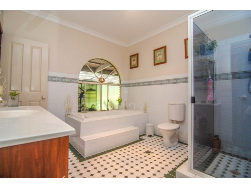 22 Claire Close, Ormeau QLD 4208