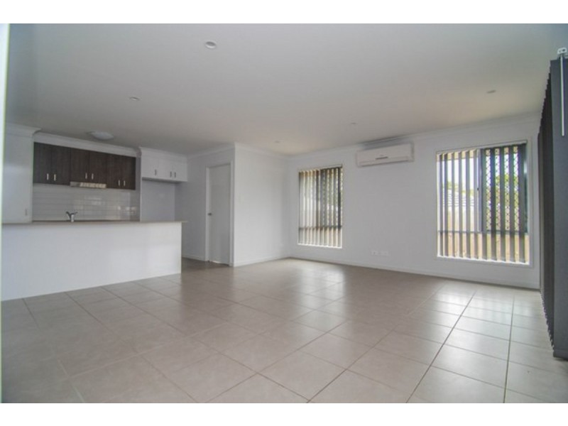 39 Matas Drive, Pimpama QLD 4209