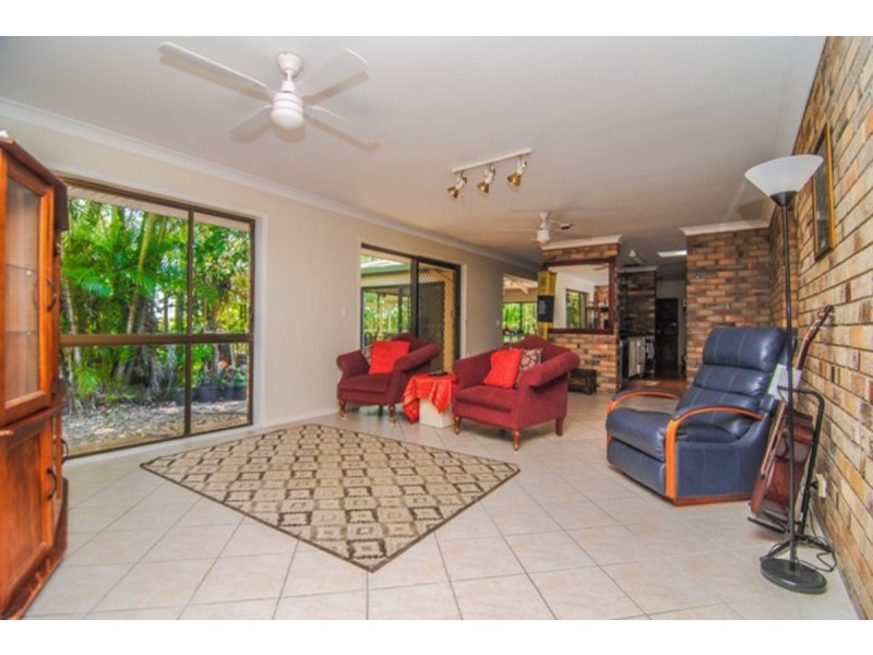 38 Latrobe Avenue, Helensvale QLD 4212
