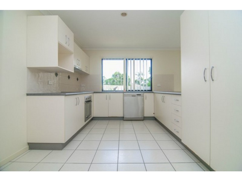 2/3 Freestone Drive, Upper Coomera QLD 4209