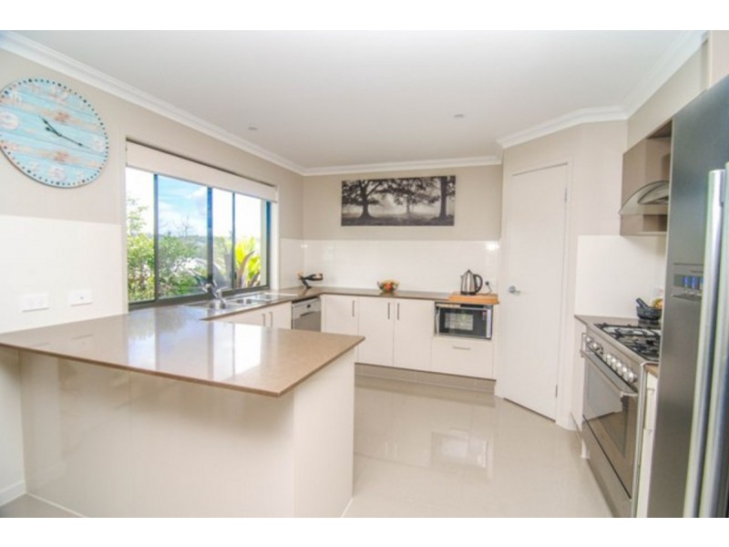 32 Wolseley Way, Upper Coomera QLD 4209