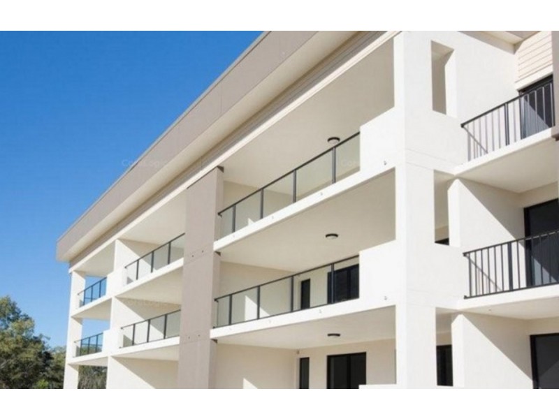305/35 Halcyon Way, Hope Island QLD 4212