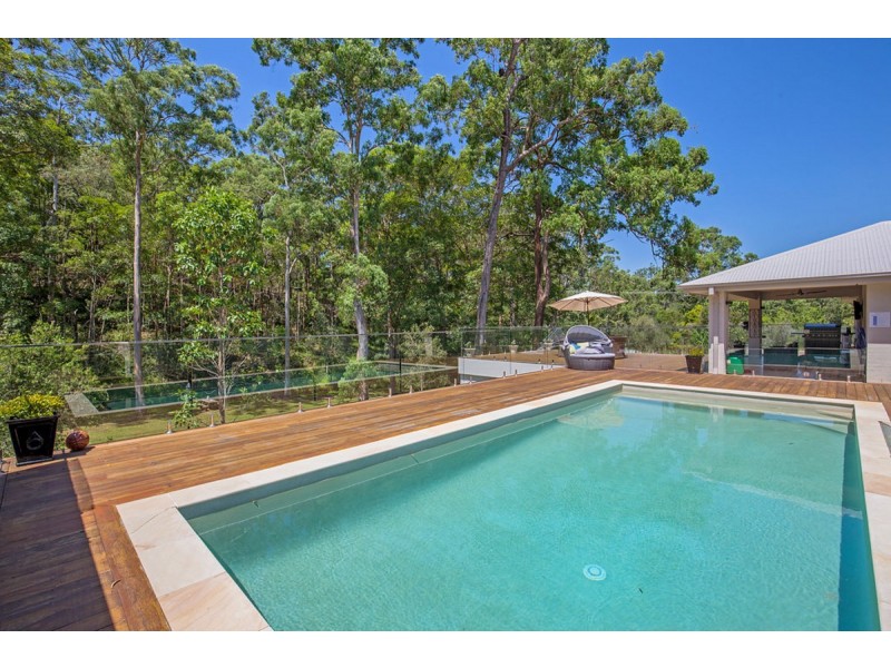 1 Queens Ridge Place, Nerang QLD 4211