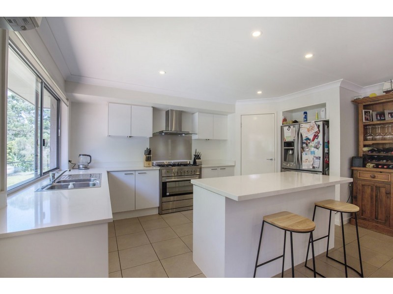 1 Queens Ridge Place, Nerang QLD 4211