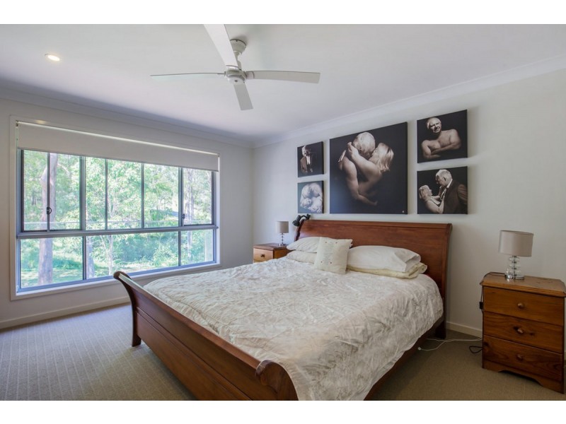 1 Queens Ridge Place, Nerang QLD 4211