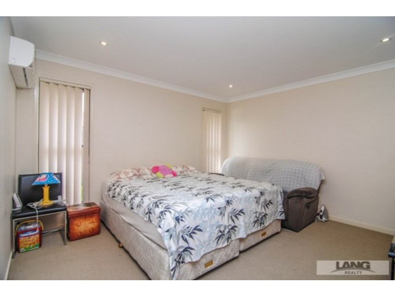 12 Wings Road, Upper Coomera QLD 4209