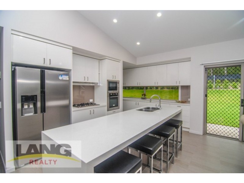 7 Rundle Avenue, Pimpama QLD 4209
