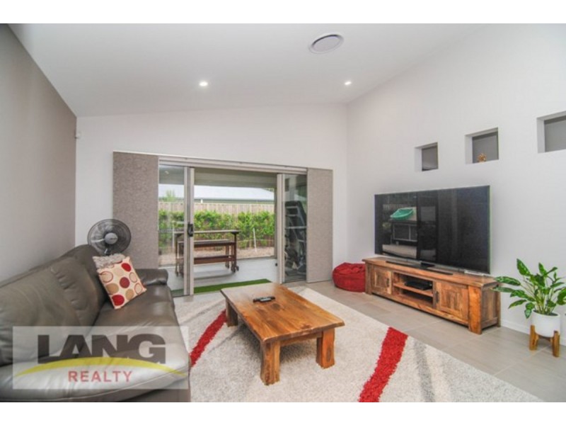 7 Rundle Avenue, Pimpama QLD 4209