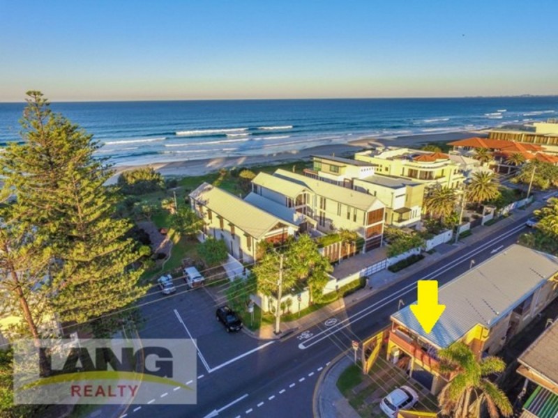 2/4 Sunbrite Avenue, Mermaid Beach QLD 4218