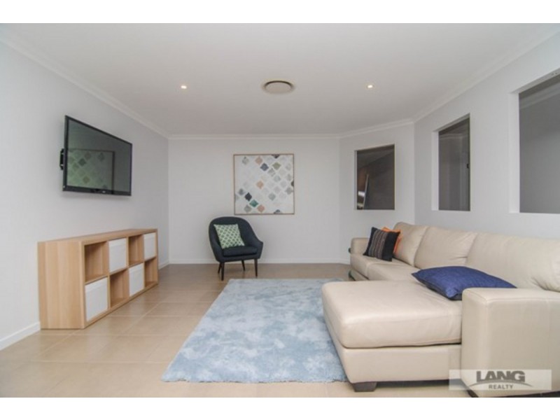 36 Ellenborough Avenue, Ormeau Hills QLD 4208