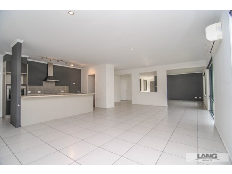 100 Coomera Springs Boulevard, Upper Coomera QLD 4209