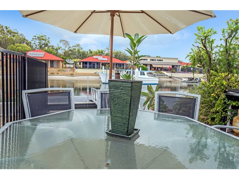 340 Bayview Street, Hollywell QLD 4216