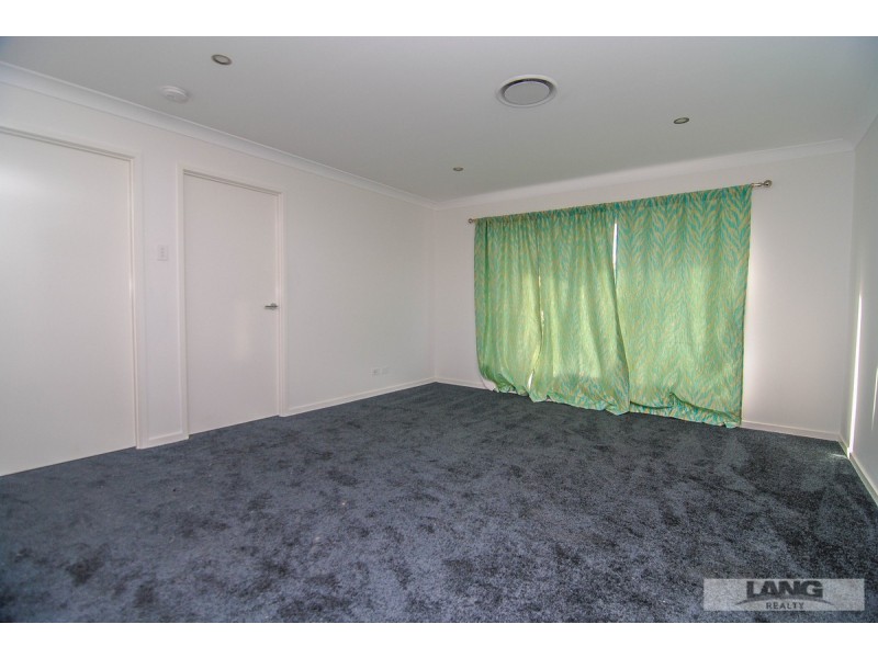 11 Fullbrook Street, Pimpama QLD 4209