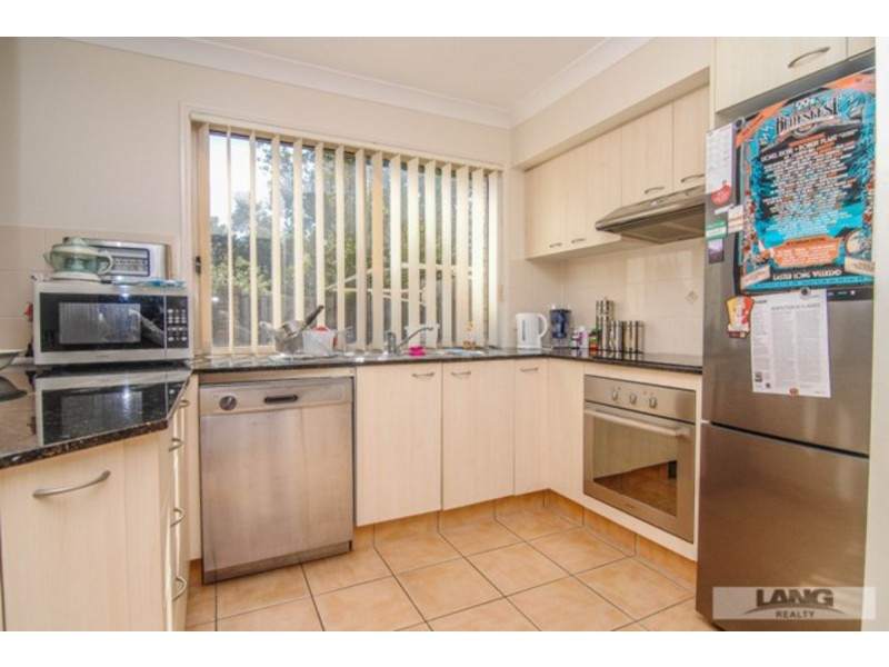 3/2 Bos Drive, Coomera QLD 4209