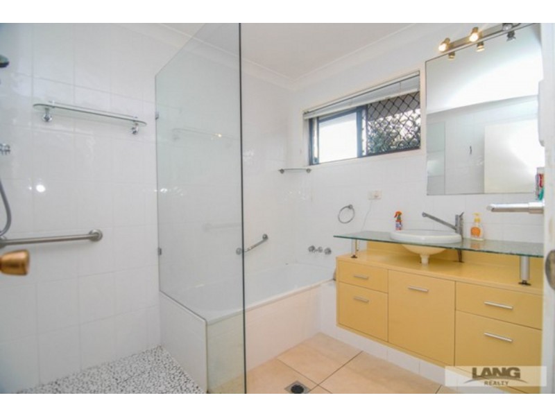 1/87 Treeview Drive, Burleigh Waters QLD 4220