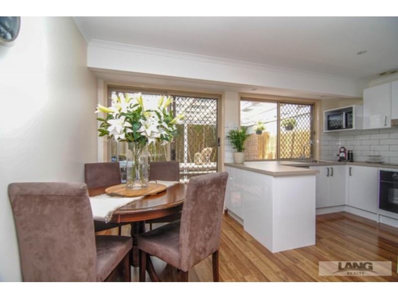 2/20 illusion Court, Oxenford QLD 4210