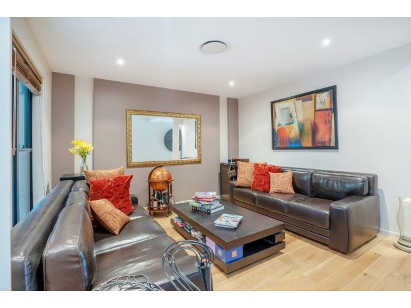 3 Brilliant Lane, Coomera Waters QLD 4209