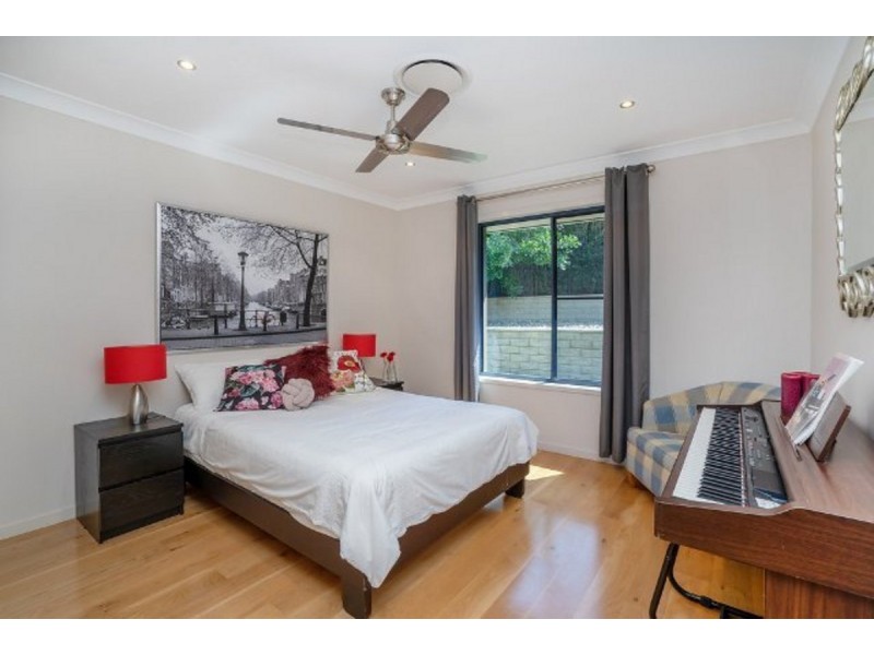 3 Brilliant Lane, Coomera Waters QLD 4209