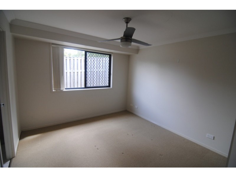 1/48 Glentree Avenue, Upper Coomera QLD 4209