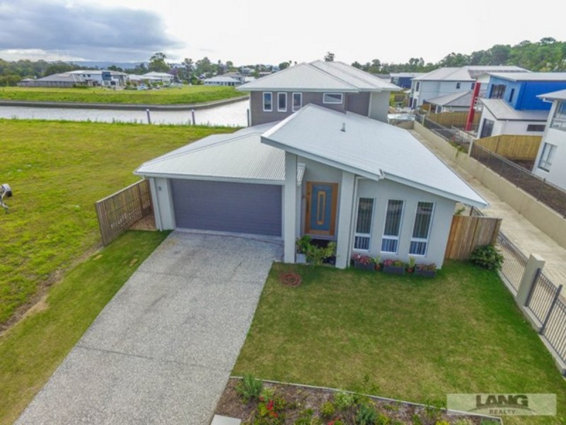 Coomera Waters QLD 4209