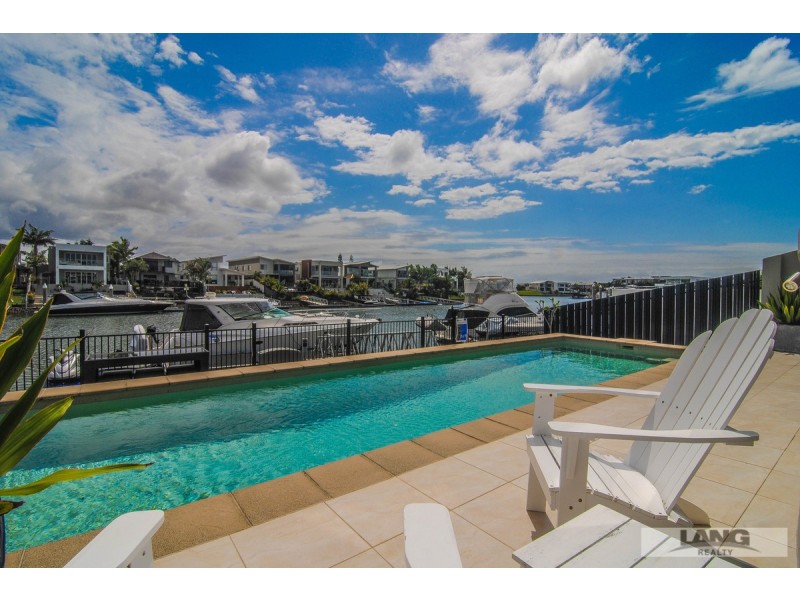10 Onshore Place, Helensvale QLD 4212