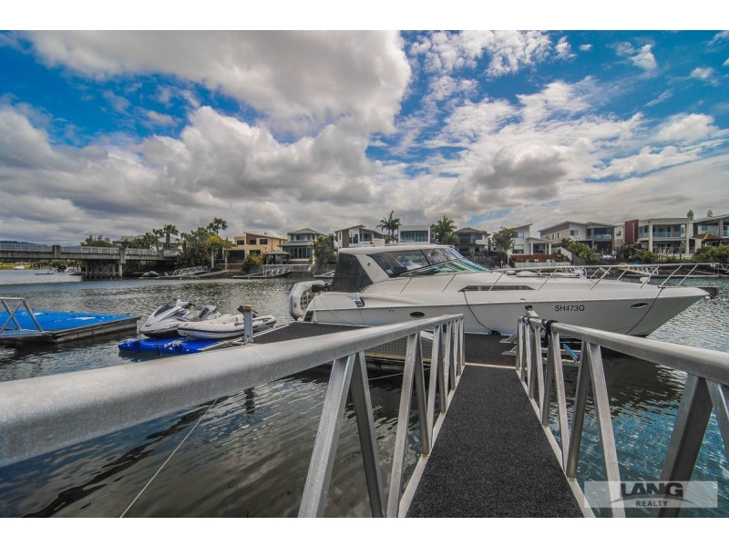 10 Onshore Place, Helensvale QLD 4212