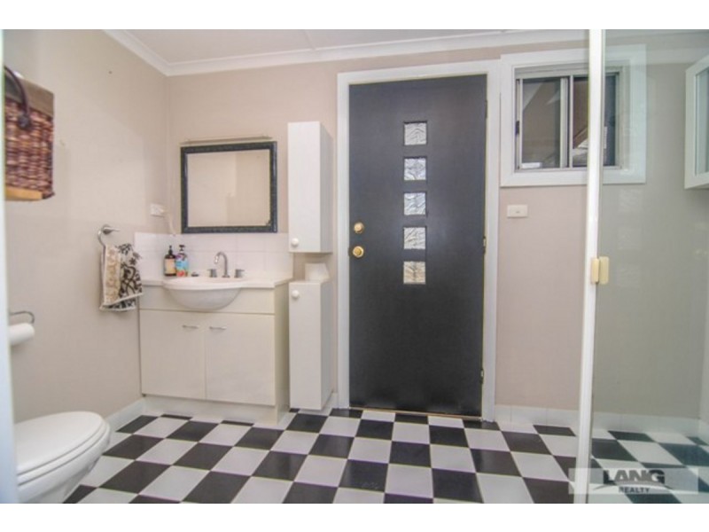 18 Charles Street, Beenleigh QLD 4207