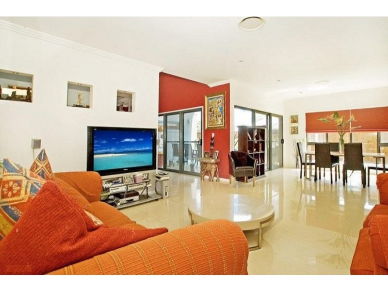 17 Peregrine Crescent, Coomera QLD 4209